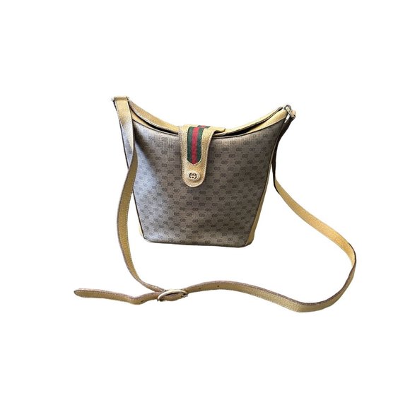 Gucci Accessory Collection micro Guccissima print bucket bag